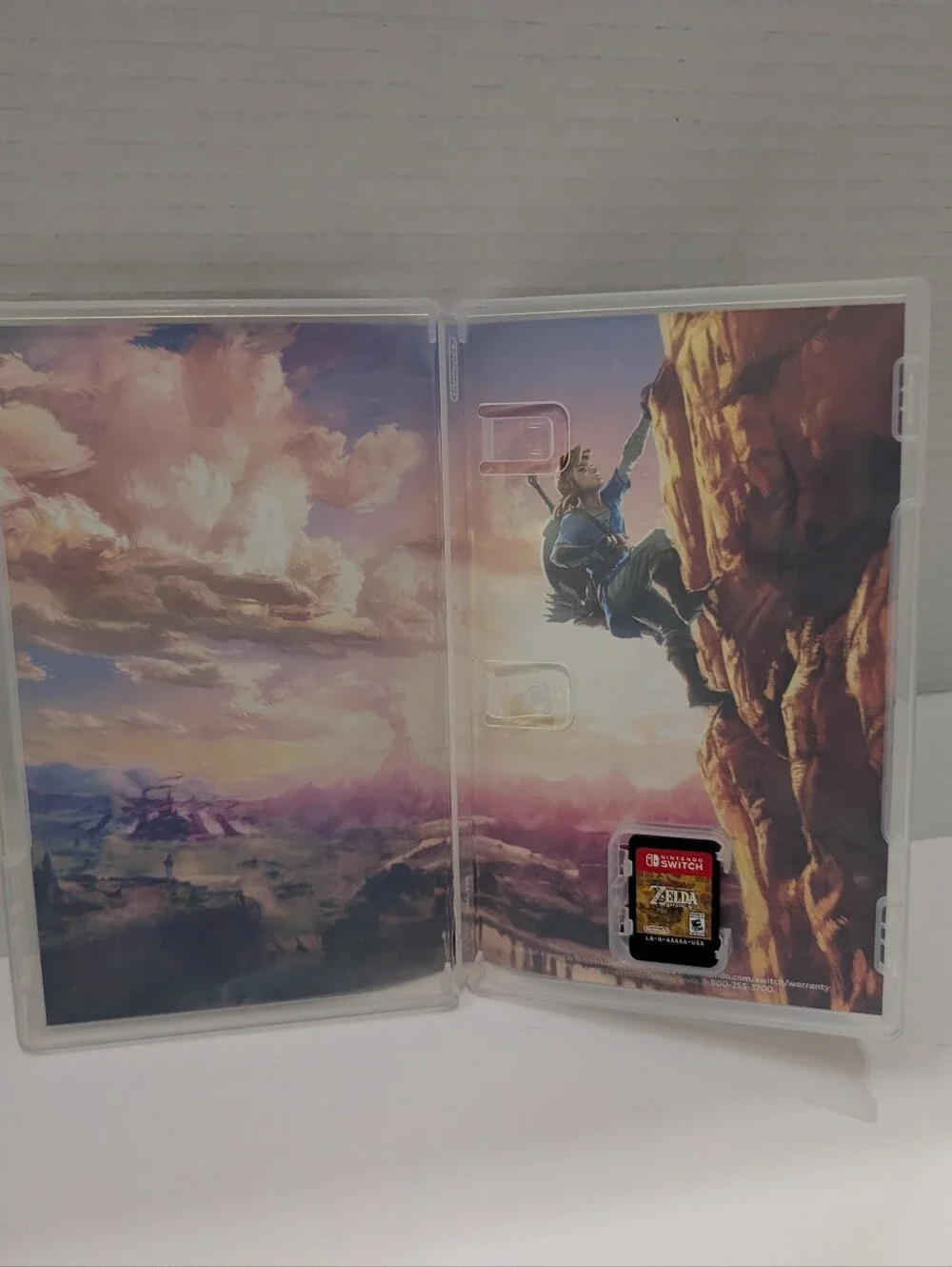 The Legend of Zelda: Breath of the Wild - Nintendo Switch Game
